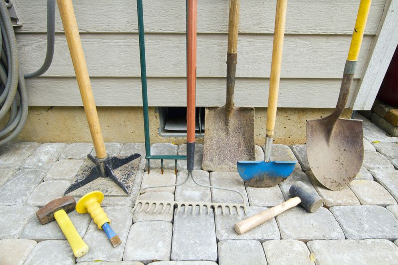 paver tools