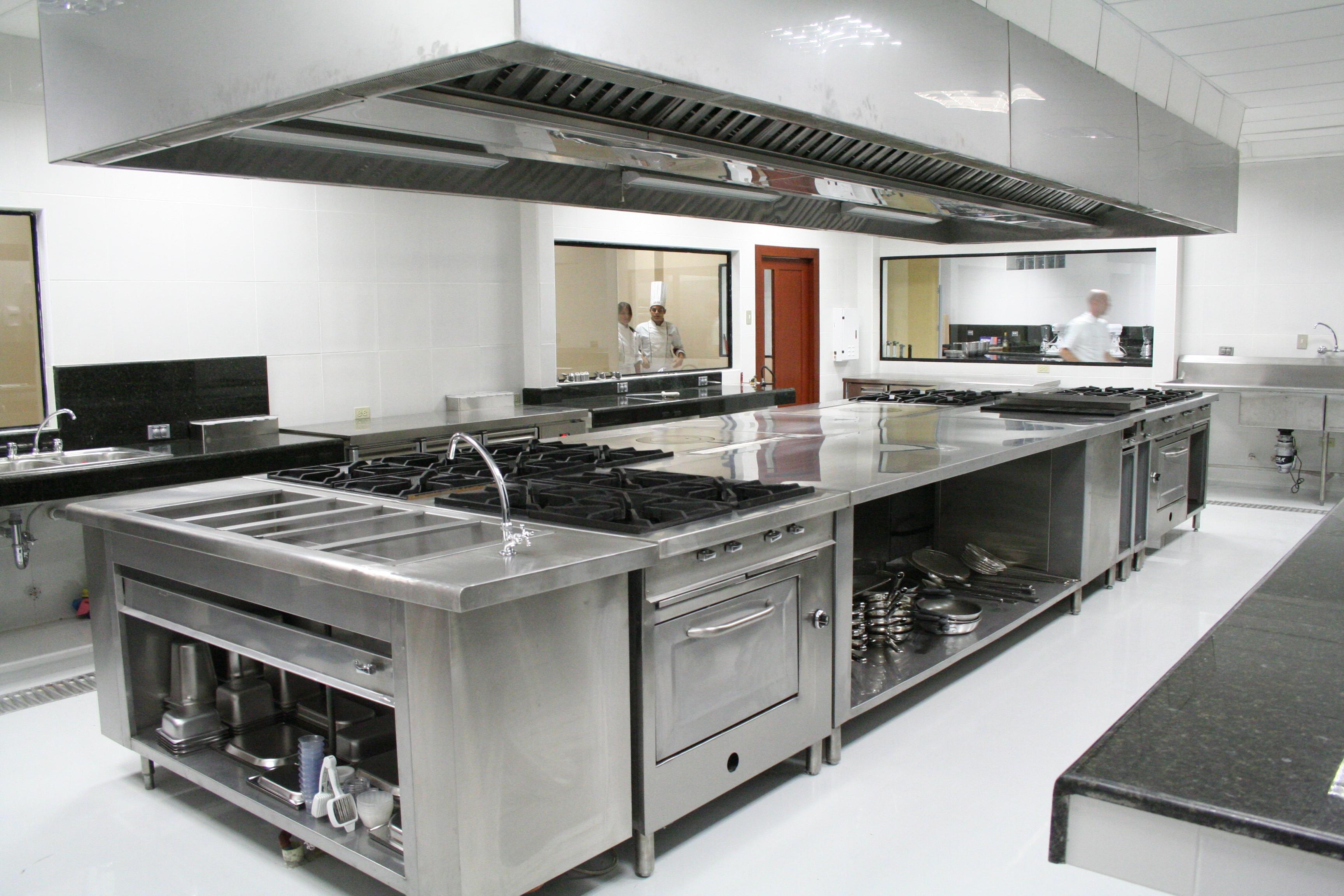 How to plan a commercial kitchen design? | HireRush